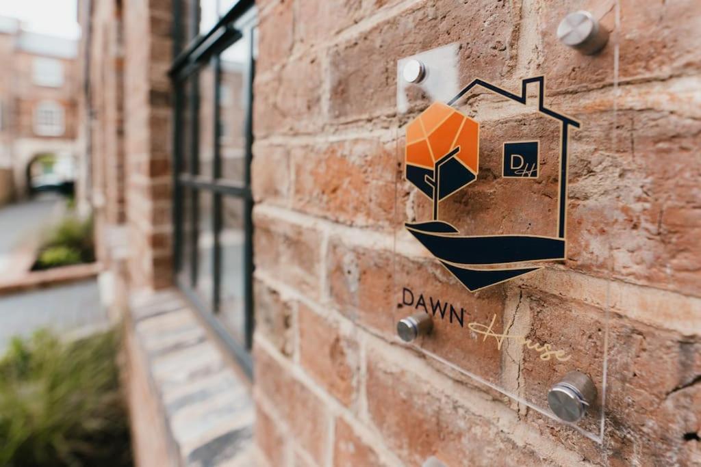 Dawn House - Wyndale Living -bham Jq 3br Townhouse Holiday home